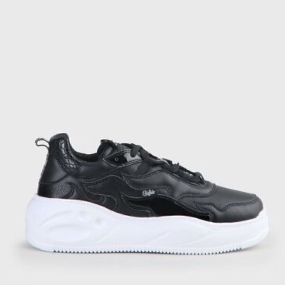 New Buffalo flat XTR sneakers black white Sz 7.5 chunky trainers London shoes